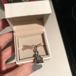 PANDORA Disneyland Paris castle charm